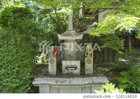 宮城縣仙台市瑞寶寺經塔 宮城縣仙台市瑞寶寺經塔 128114819