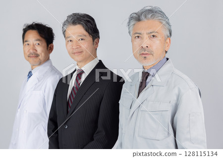 各行各業的中年男性 128115134