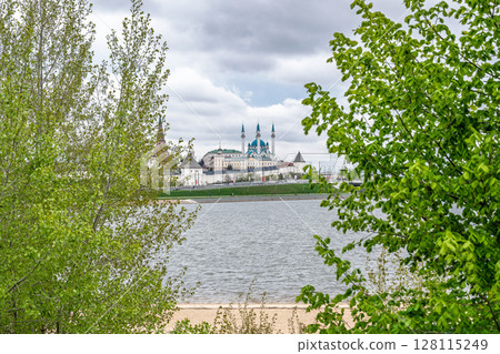 Cityscape of the embankment of the city of Kazan and the Kazan Kremlin. Russia 128115249