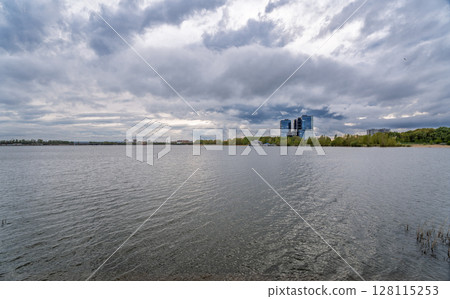Picturesque panoramic view of the Kazanka River and the city of Kazan 128115253