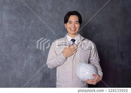 充滿信心、值得信賴且業績卓著的工作服公司 128115932