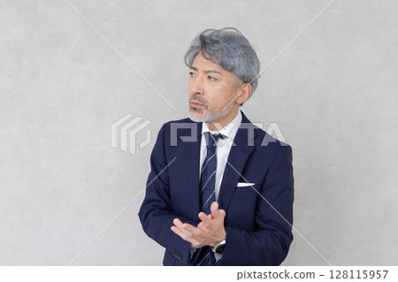 高階主管中年商人 128115957