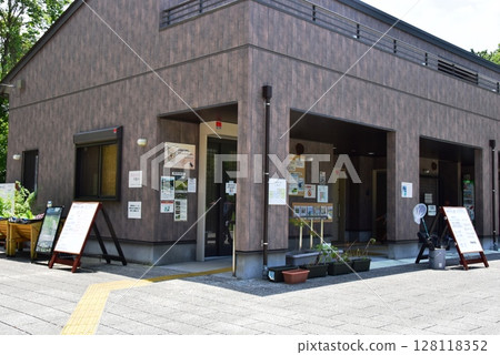 Biodiversity Satellite Center at Endo Sasakuboya Park, Fujisawa City, Kanagawa Prefecture 128118352