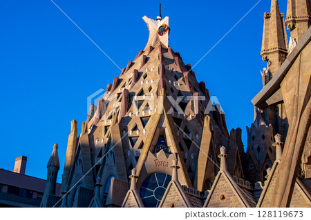 Tourist scenery in Barcelona, Spain 128119673