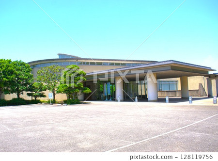 大分市美術館 大分市美術館 128119756