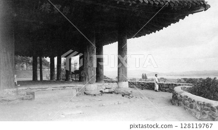 Old photo: 1931, Pyongyang, North Korea, during the Japanese occupation, panorama from Bubyeok-ro on Moranbong Old photo: 1931, Pyongyang, North Korea, during the Japanese occupation, panorama from Bubyeok-ro on Moranbong 128119767