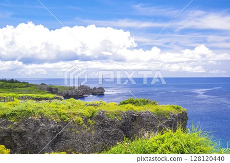 沖繩萬座毛的美麗海 沖繩萬座毛的美麗海 128120440