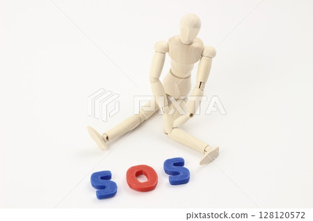 A wooden drawing doll with a broken leg calls for help A wooden drawing doll with a broken leg calls for help 128120572