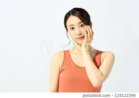 Beauty image of women in their 30's Beauty image of women in their 30's 128122366