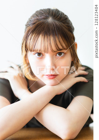 young woman beauty image 128123484