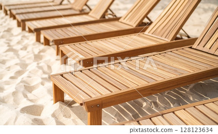 展現木紋和纖維質感的沙灘椅 128123634