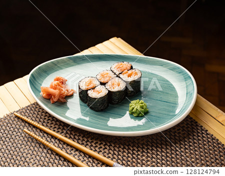 Hosomaki rolls with salmon Hosomaki rolls with salmon 128124794