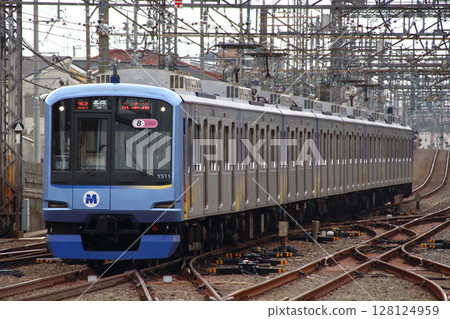 Direct to Seibu Ikebukuro Line: Minatomirai Line Y500 Series Train (Local Train - 8 Cars) 128124959