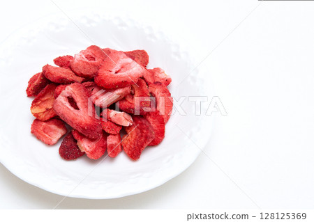 乾草莓，乾草莓，影印空間 128125369