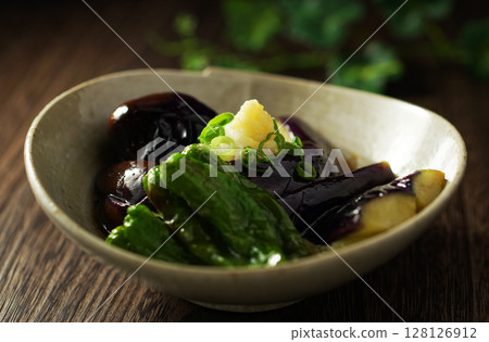 Deep-fried eggplant Deep-fried eggplant 128126912