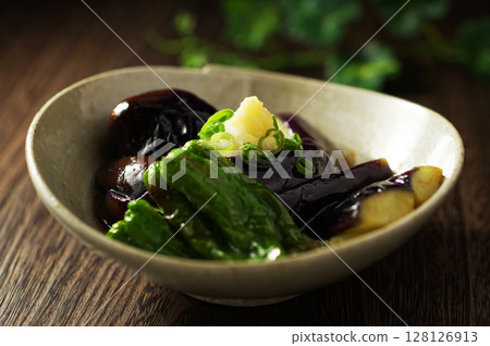 Deep-fried eggplant Deep-fried eggplant 128126913