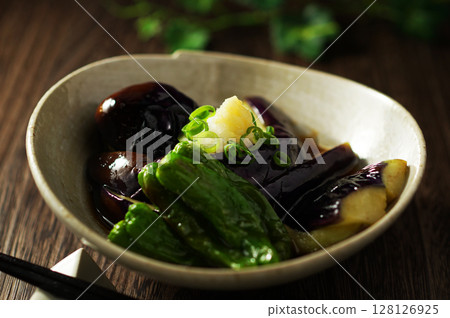 Deep-fried eggplant 128126925