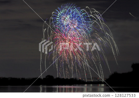 The 4th Kawaguchi Fireworks Festival / 2024 (Kawaguchi City, Saitama Prefecture) 128127533