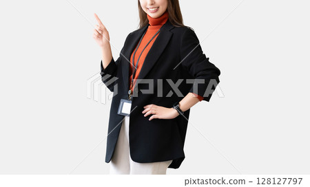 微笑的女人/女商人 128127797