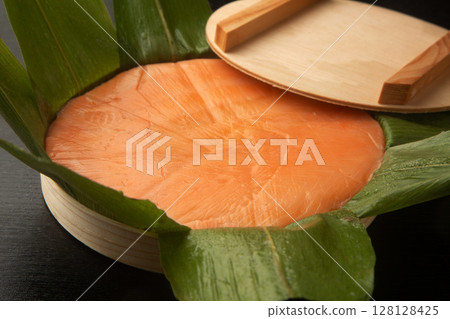 Sushi sushi Sushi sushi 128128425