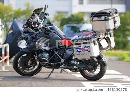 Adventure Bikes 128130278