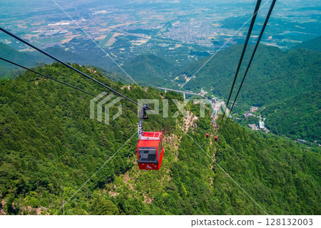 夏季的御在所索道“纜車內的景色” 128132003