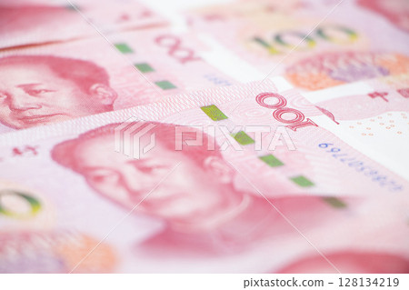 Chinese yuan 128134219