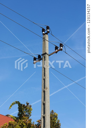 Electric line post three-phase 128134257
