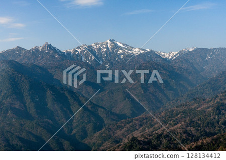 Miyanouradake, one of Japan's top 100 mountains, World Natural Heritage Site Yakushima (winter) 128134412