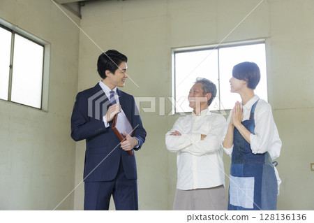Real estate preview image: Factory or warehouse 128136136