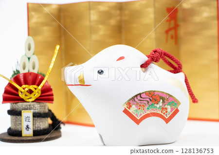 中國十二生肖豬年 128136753