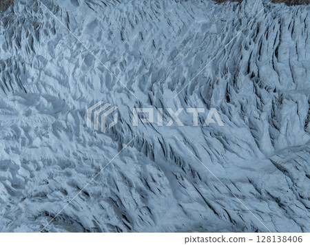 Beautiful high altitude hanging glacier in Tibet, China 128138406