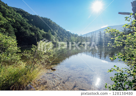 <Nagano> The magnificent view of Kamikochi, Myojin Pond <Nagano> The magnificent view of Kamikochi, Myojin Pond 128138480