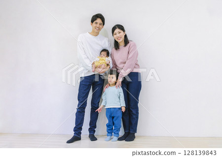 寶貝是個好家庭 寶貝是個好家庭 128139843