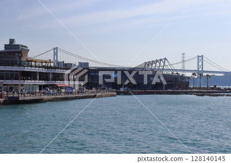 View of the Kanmon Kaikyo Bridge, Karato Market, and Kamon Wharf (Shimonoseki City, Yamaguchi Prefecture) View of the Kanmon Kaikyo Bridge, Karato Market, and Kamon Wharf (Shimonoseki City, Yamaguchi Prefecture) 128140145