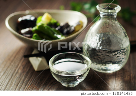 Sake and fried eggplant Sake and fried eggplant 128141485