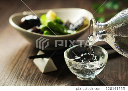 澆酒炸茄子 澆酒炸茄子 128141535