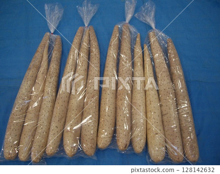 Nagaimo (from Aomori Prefecture) Nagaimo (from Aomori Prefecture) 128142632