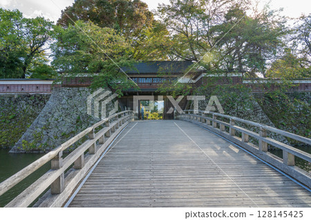 諏訪高島城位於長野縣諏訪市高島，又稱「諏訪水上城堡」。 128145425