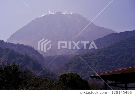 Mount Unzen Fugen seen from Shimabara Mayuyama Road 128145496