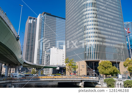 Osaka Prefecture: Nakanoshima area, Osaka city, urban landscape 128146288
