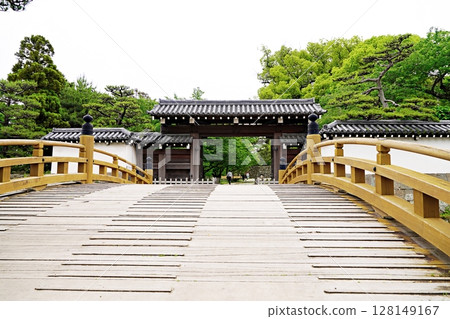 和歌山市、和歌山城、大手門、一之橋（從南側拍攝，初夏） 128149167