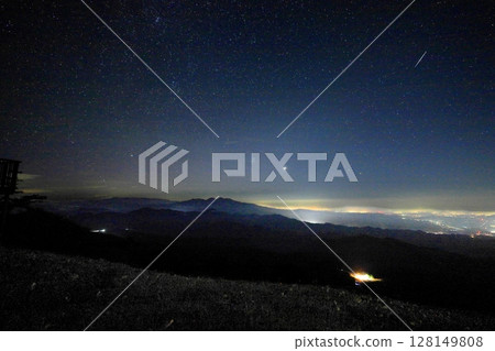 Starry skies and night views of the plateau / Nikko Kirifuri Plateau 128149808