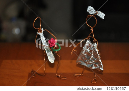 Creative kids wire crafts of love concept 128150667