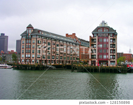 Massachusetts, USA, Boston Harbor Cruise, Cityscape 128150898