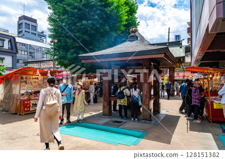 [Tokyo] Koganji Temple in Sugamo, famous for its Togenuki Jizo 128151382