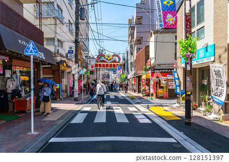 [東京] 巢鴨地藏街商店街，以「奶奶的原宿」聞名 128151397