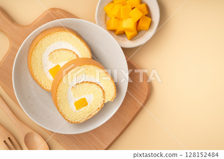 芒果 瑞士卷 瑞士捲 生乳捲 蛋糕捲 水果 mango roll cake マンゴー ロールケーキ 芒果 瑞士卷 瑞士捲 生乳捲 蛋糕捲 水果 mango roll cake マンゴー ロールケーキ 128152484