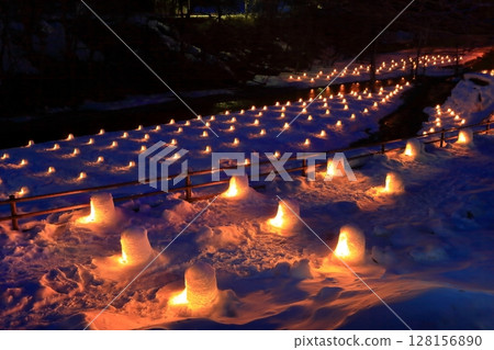 [Tochigi Prefecture] Winter illumination of mini snow huts at Yunishigawa Onsen (Kamakura Festival) 128156890