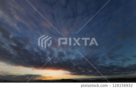 A colorful dawn sky with various clouds, Autumn, ultra-wide angle, sky-focused, D241024am 128156932